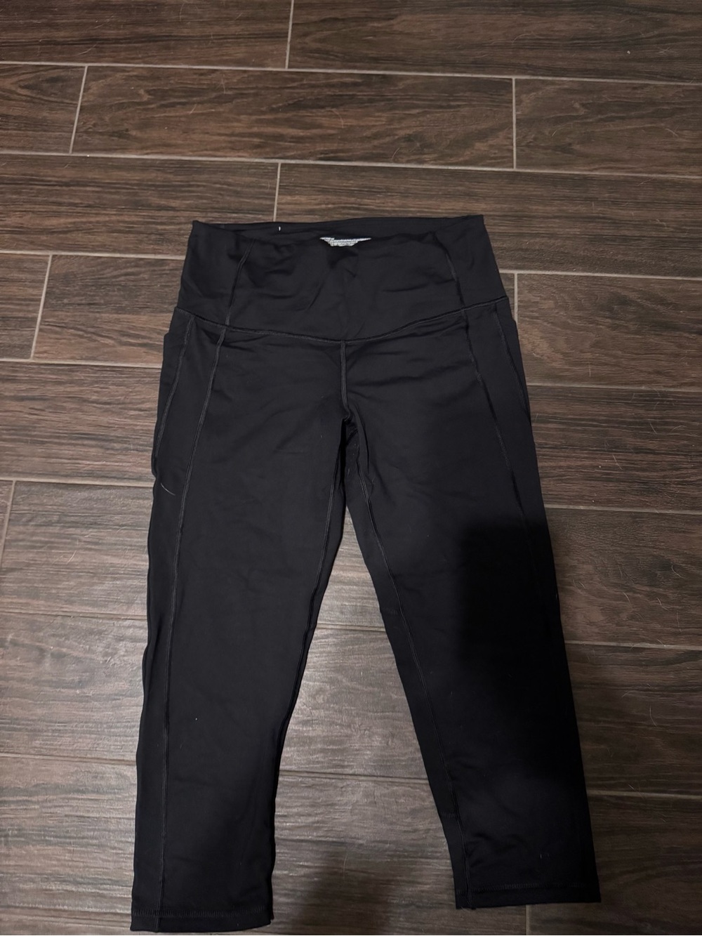 Victoria's Secret Black High-Waist Capri Leggings
